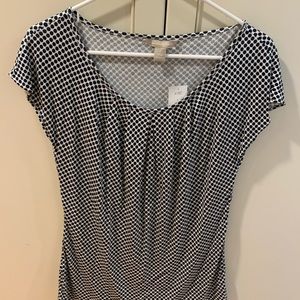 Banana Republic Woman’s Short Sleeve Blouse. Polka Dot Size Small.